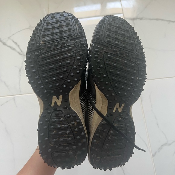 New Balance Cleats - Picture 3 of 4